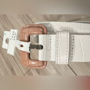 White & Tan Belt Crocodile Skin Pattern